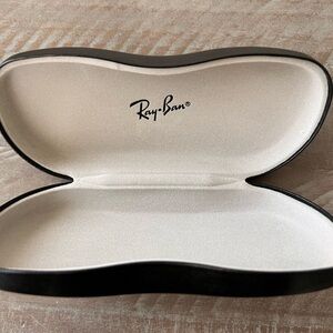 Ray-Ban Men’s Eyeglass Case